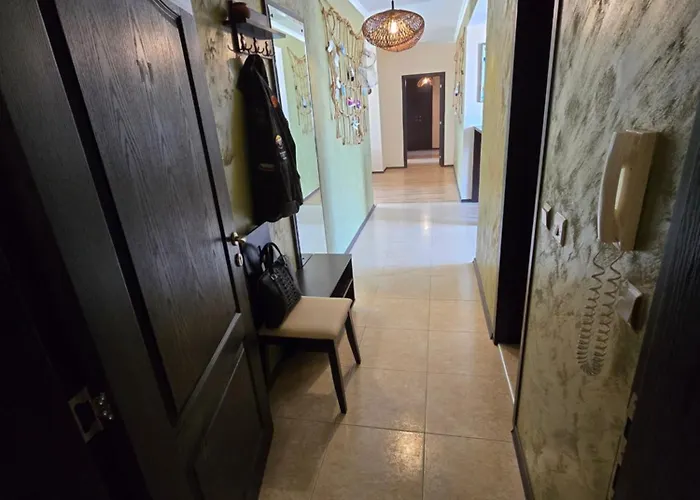 Sea View Luxury Penthouse *