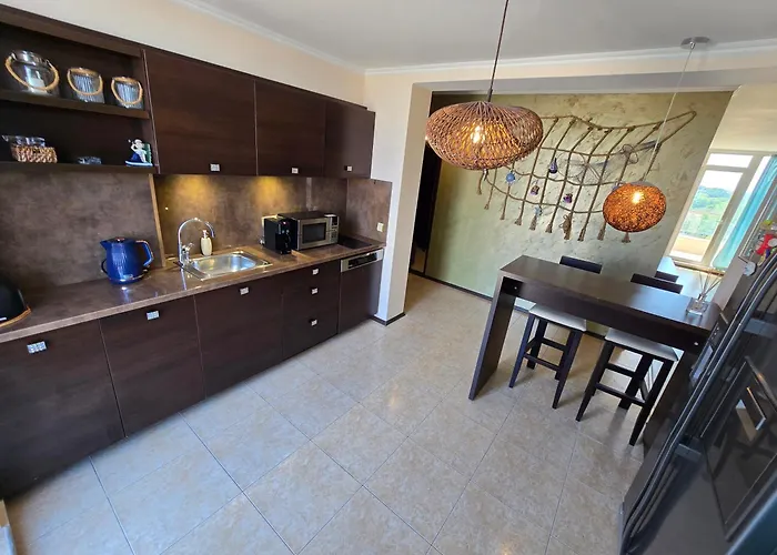 Sea View Luxury Penthouse * סאני ביץ'