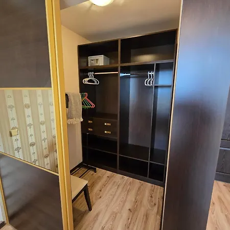 Sea View Luxury Penthouse Апартамент *