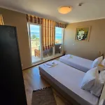 Sea View Luxury Penthouse *